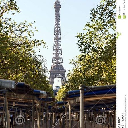 Bien Situe Acomodação com café da manhã Paris Exterior foto